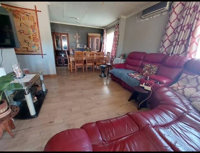 3 BEDROOM HOUSE FOR SALE IN WEST PARK